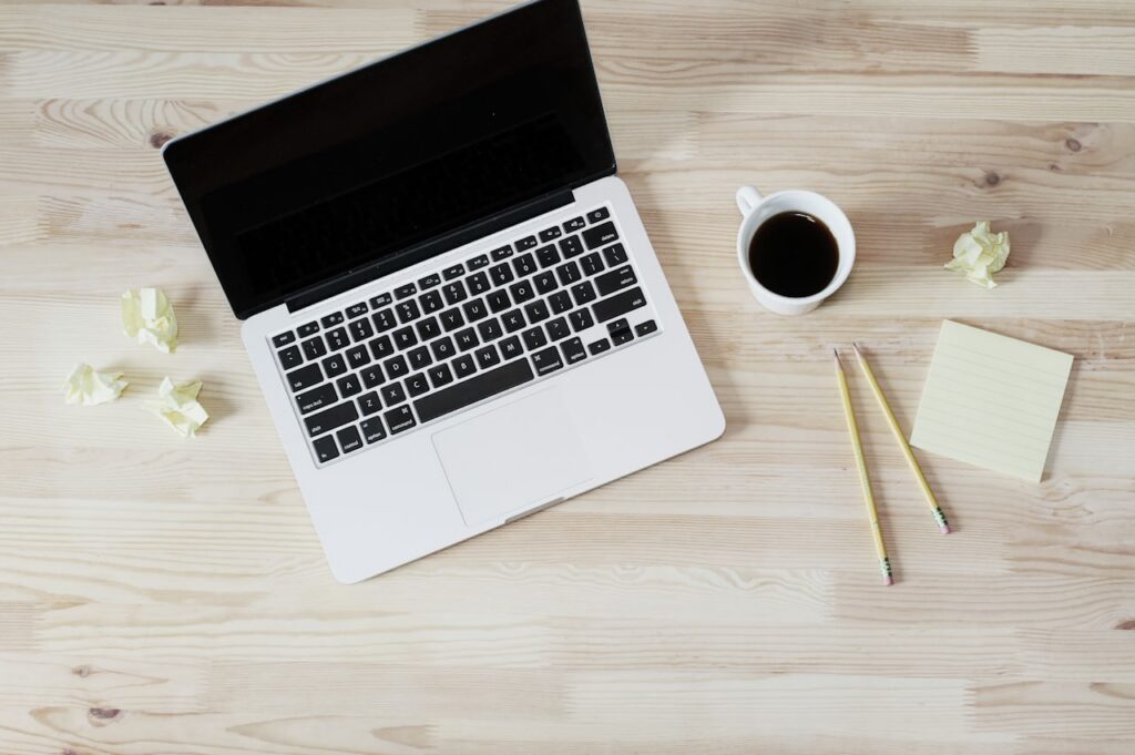 Espace de travail pour la création de site internet WordPress performant et responsive pour TPE